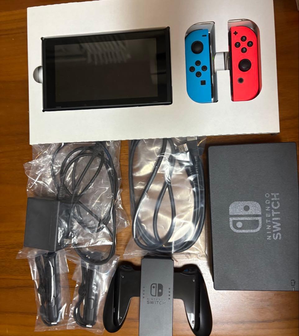 【ジャンク品・箱付き】Switch本体 ＆ ジョイコン ＆ リングフィット