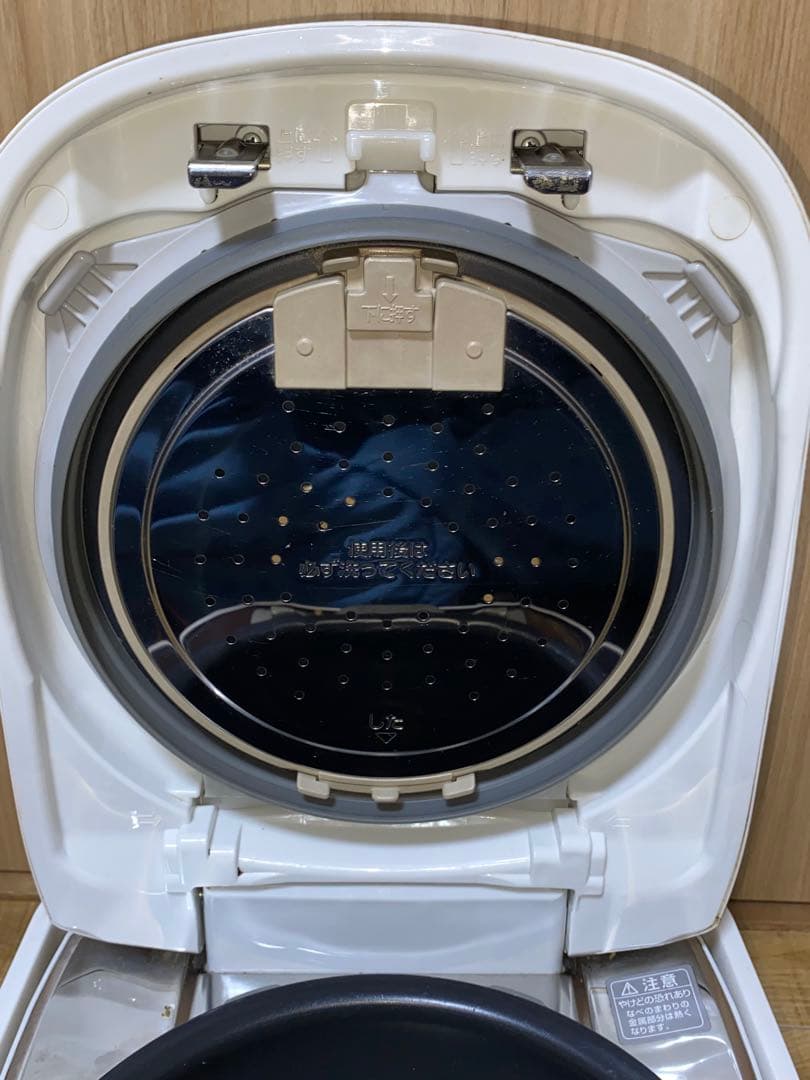【中古】象印極め羽釜5.5合　炊飯器 NP-WA10