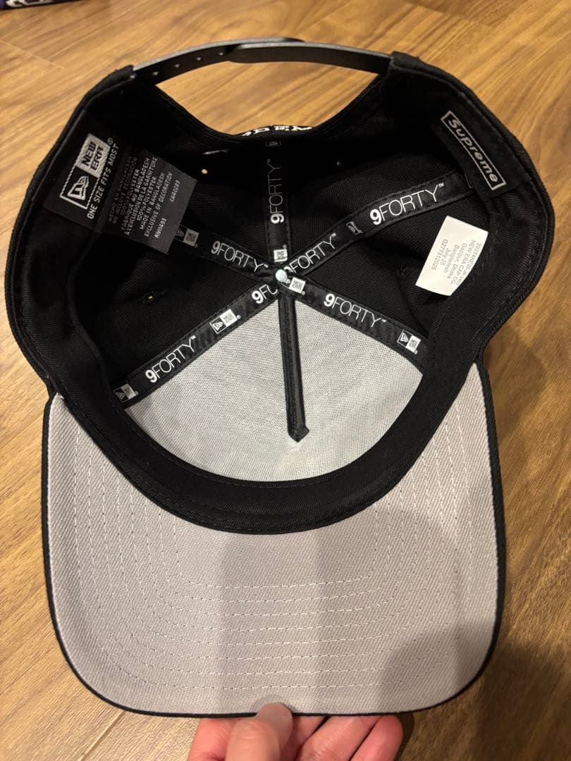 美品 Supreme Sharp Spellout Adjustable
