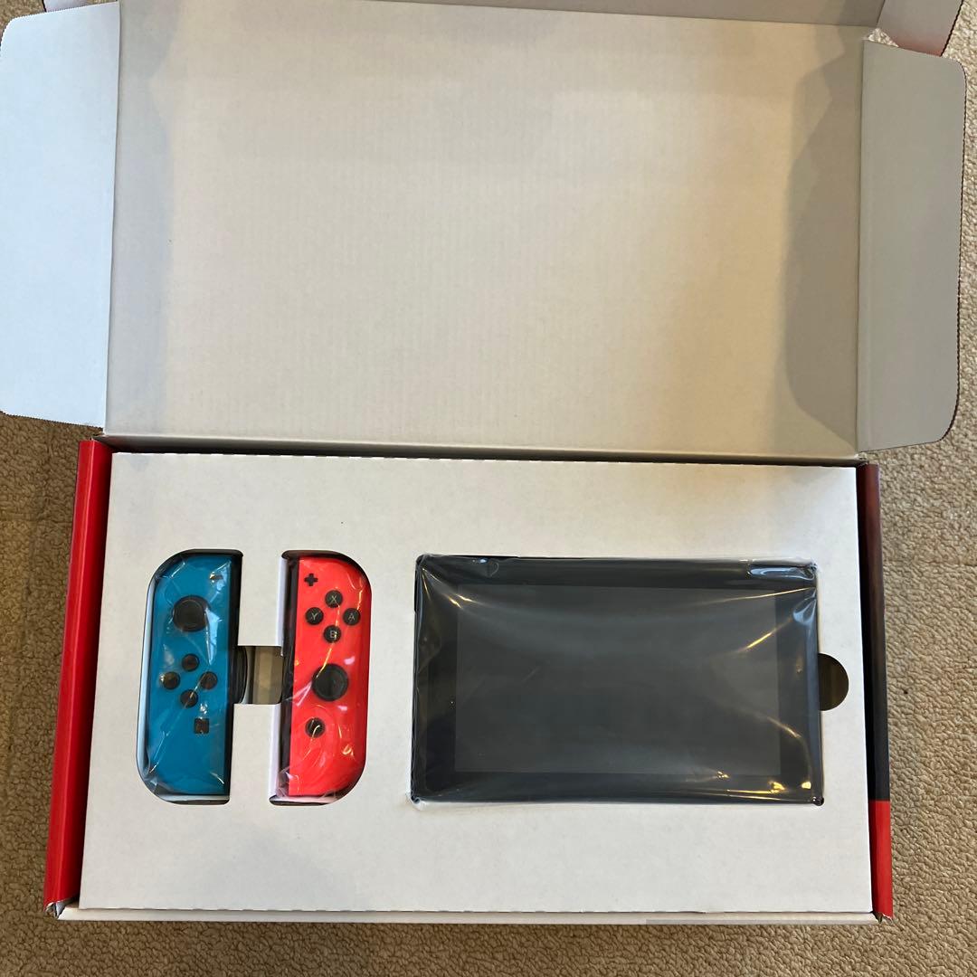 【値下中】Nintendo Switch 本体 青/赤 Joy-Con