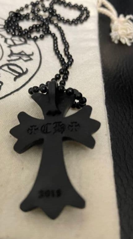 CHROME HEARTS クロムハーツ青山２０周年記念　クロスラバーネックレス