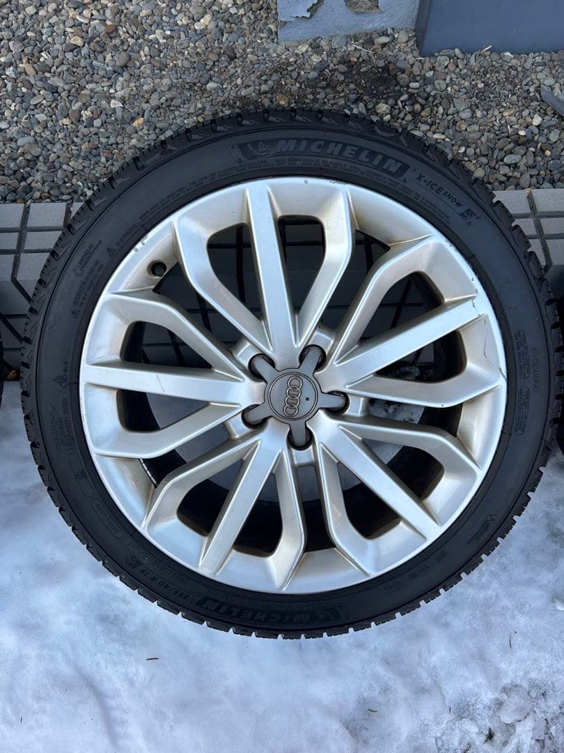 アウディ純正ホイール付きMICHELIN スタッドレスタイヤ 19インチ