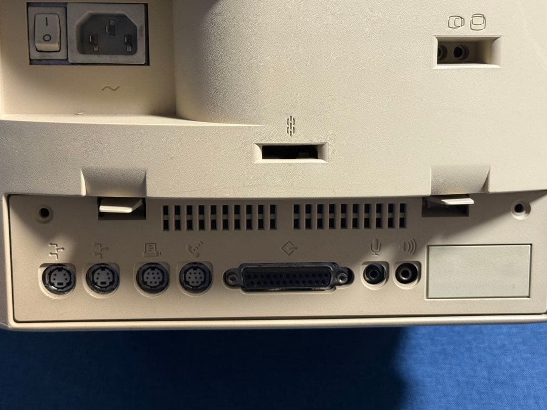 Macintosh color classic メンテナンス済