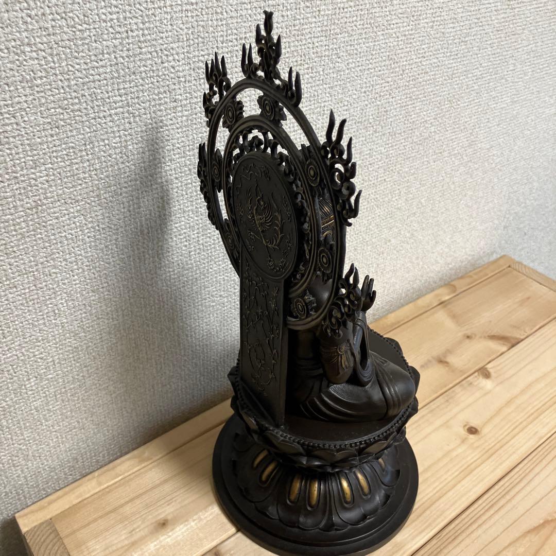 【安倍】座る菩薩像（台座付）金属製