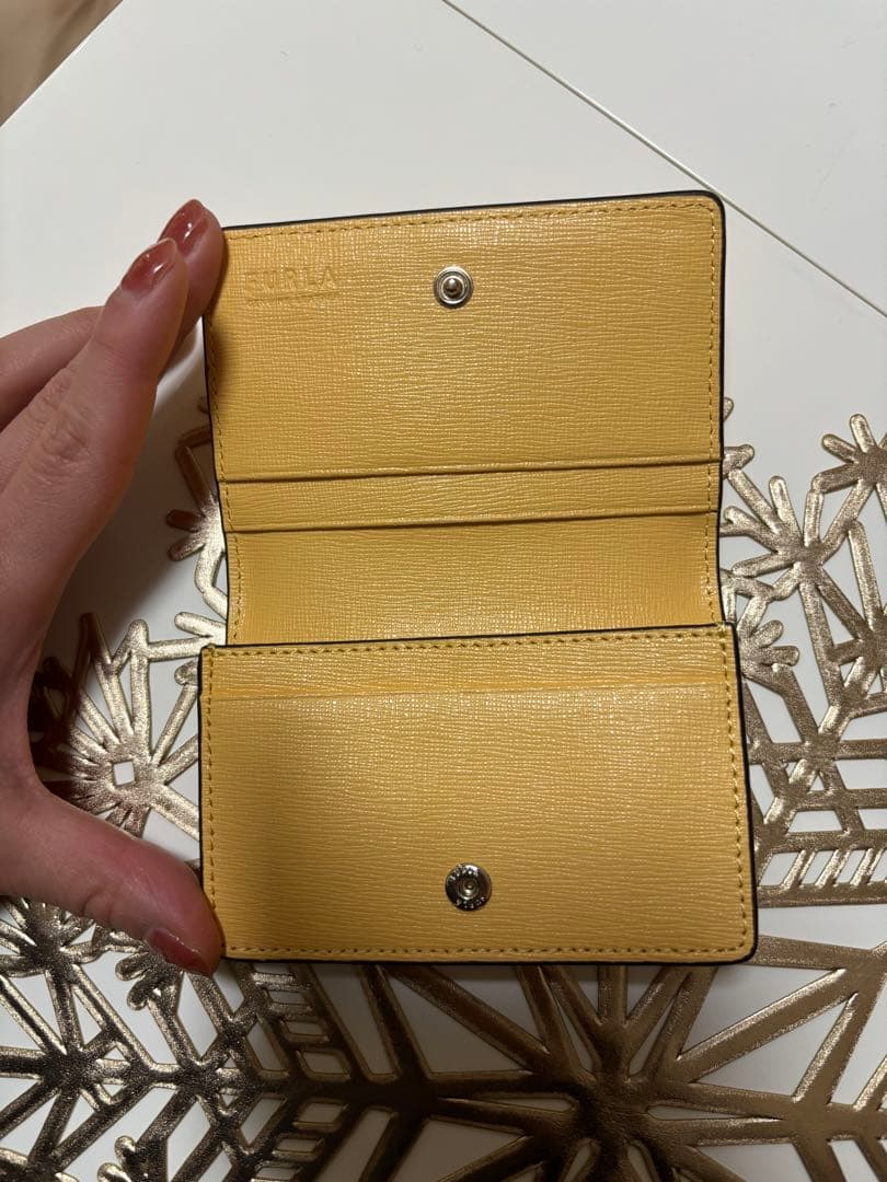 FURLA レザー 名刺入れ　イエロー
