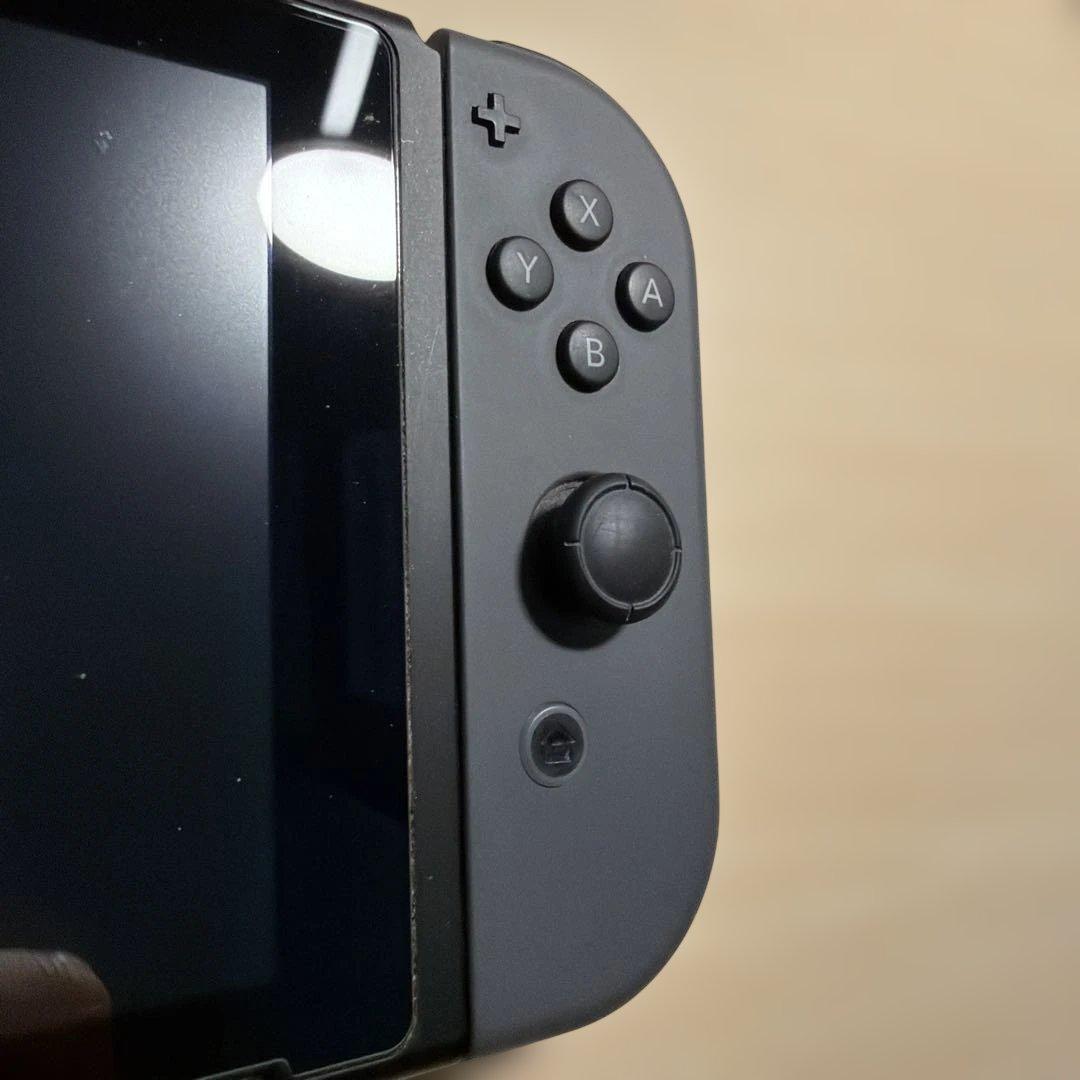 ニンテンドースイッチ　箱・付属品・ケース付き