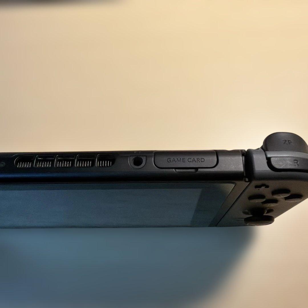 ニンテンドースイッチ　箱・付属品・ケース付き