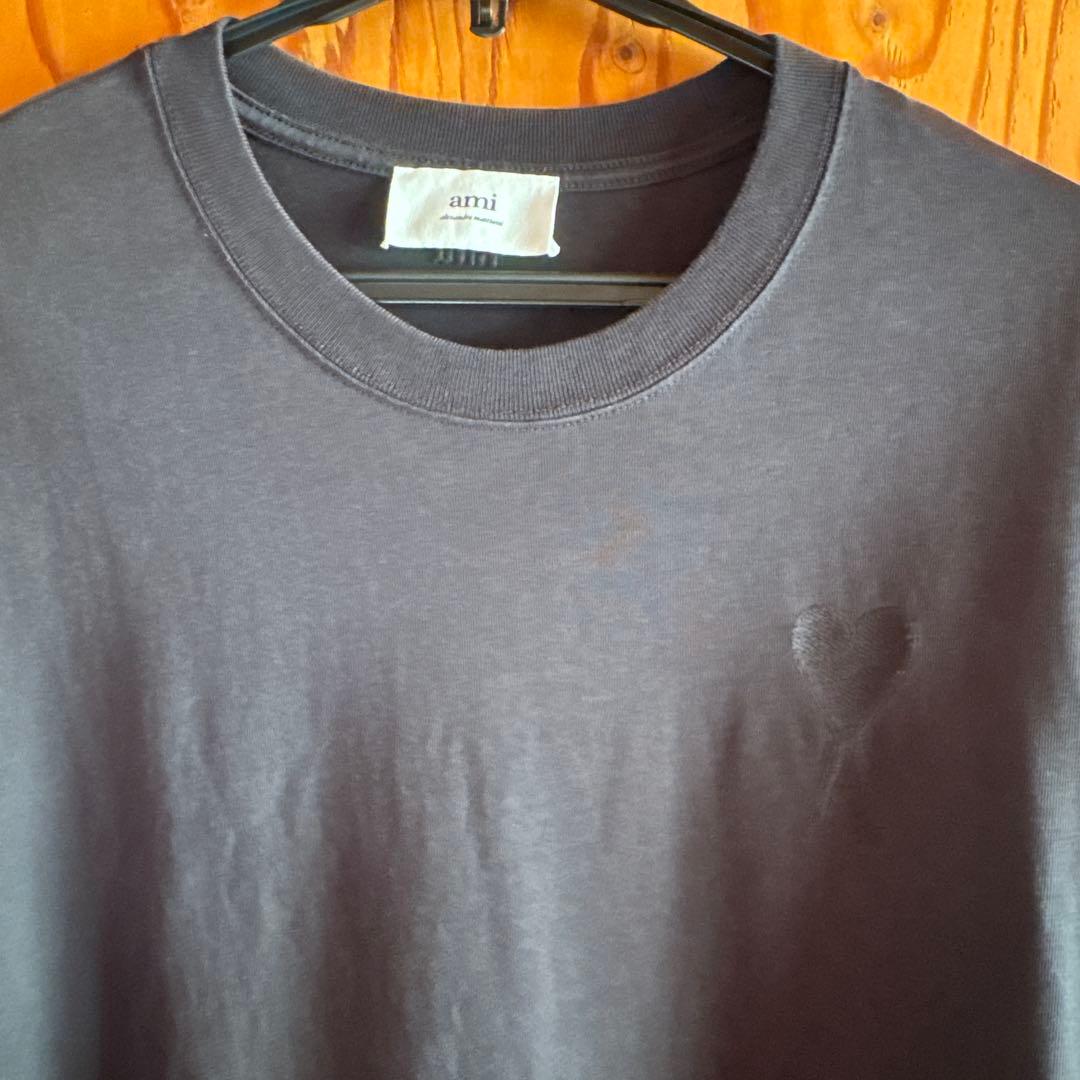 amiparisブラック Tシャツ