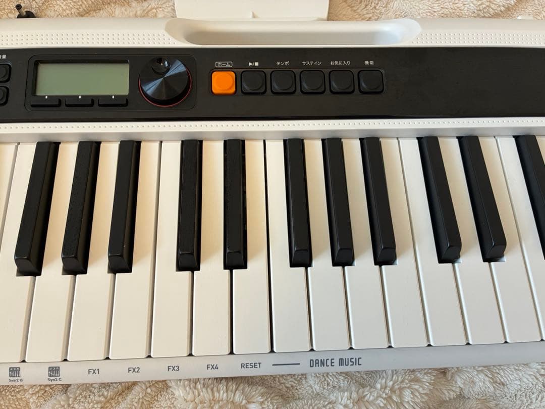 CASIO ベーシックキーボード CT-S200WE ホワイト [61鍵盤]