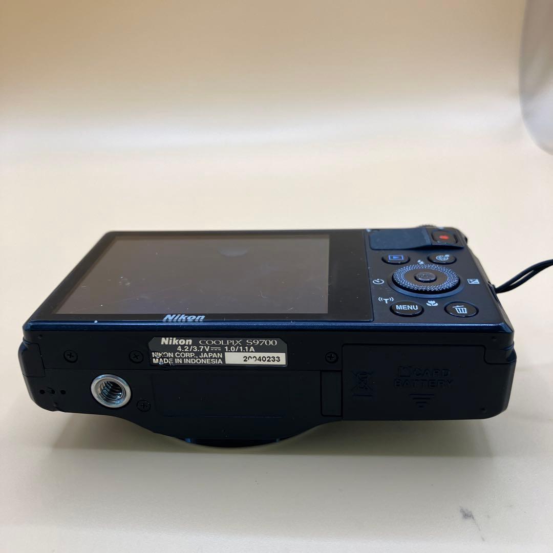 Nikon COOLPIX S9700 デジカメ B211