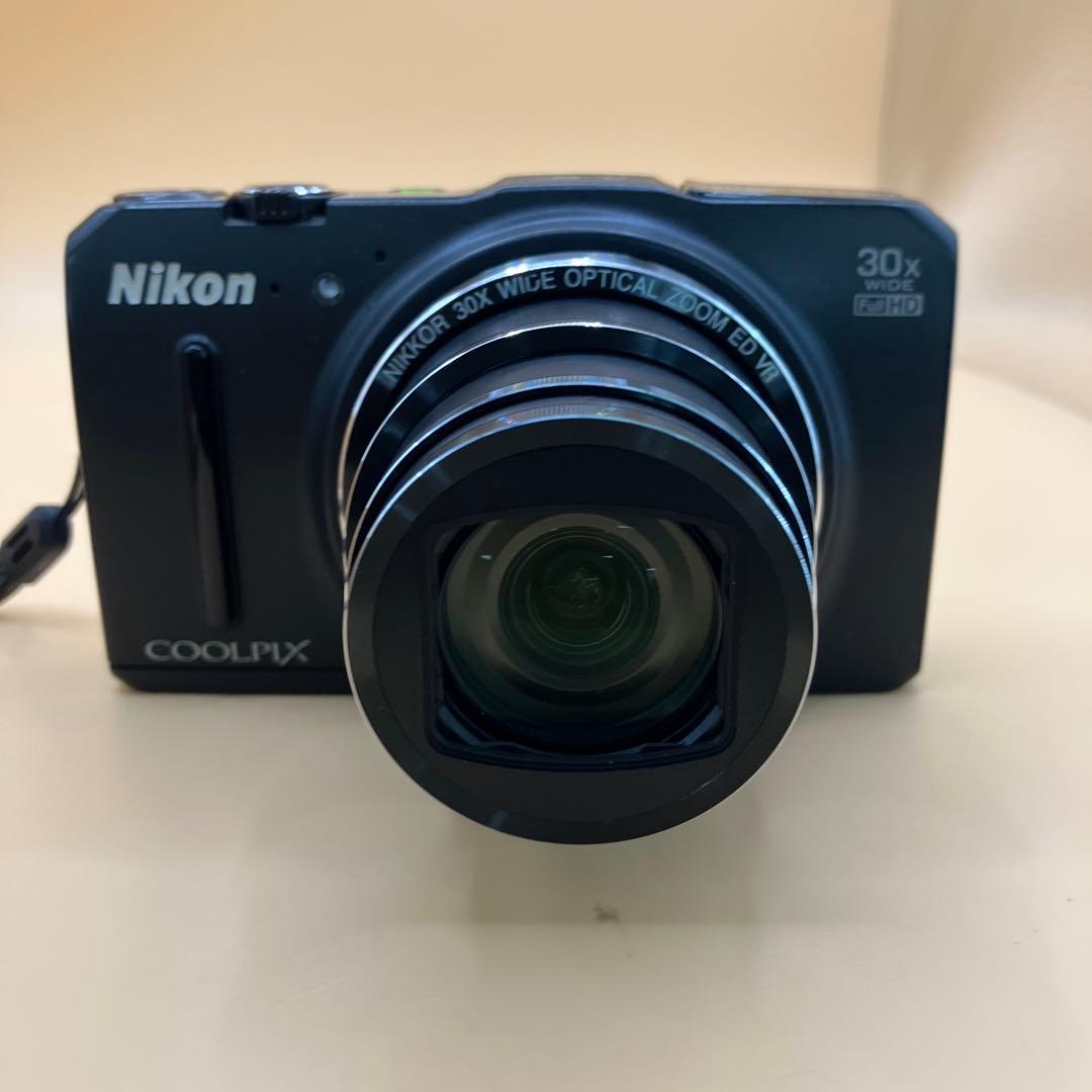 Nikon COOLPIX S9700 デジカメ B211
