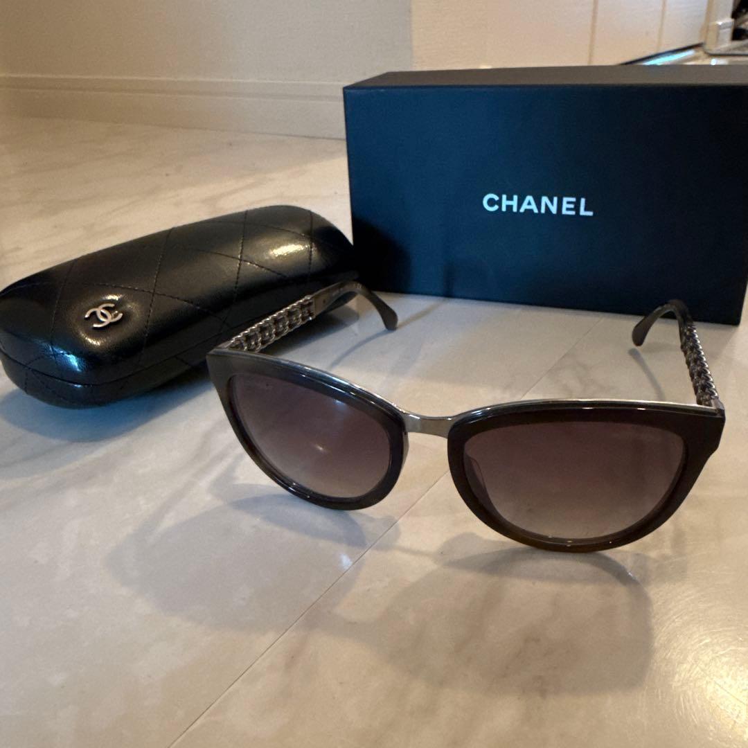 3月5日まで❗️CHANEL ブラック キャットアイ サングラス