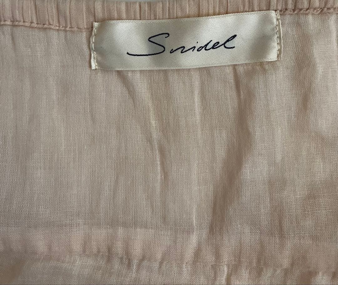 SNIDEL ピンクキャミソール スパンコール ビーズ　　 姫系　ギャル