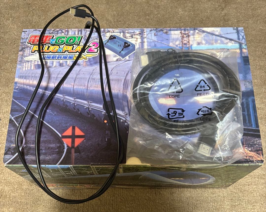 電車GO! PLUG & PLAY 2 ZUKI 本体とケーブル