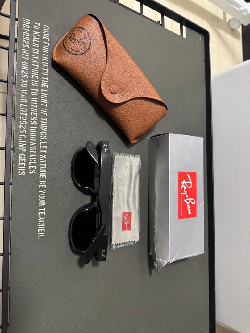 Ray-Ban RB2132F サングラス ブラック