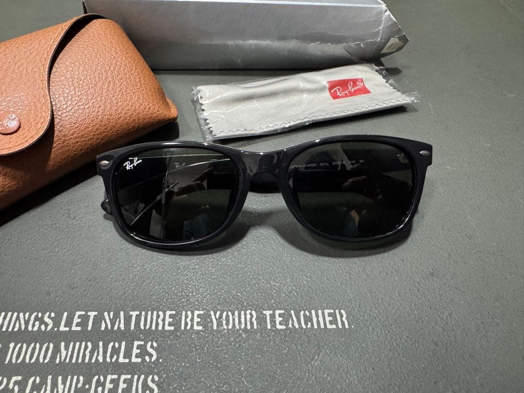 Ray-Ban RB2132F サングラス ブラック