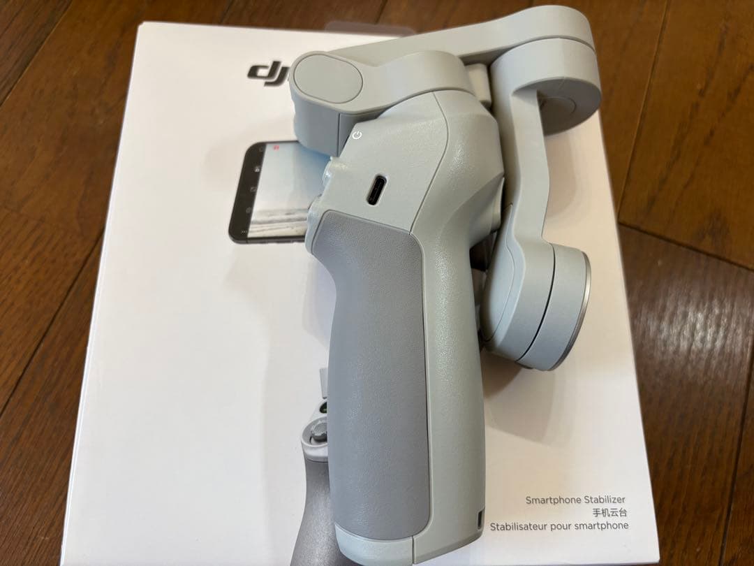 DJI Osmo Mobile SE スマホ スタビライザー ジンバル OMSE