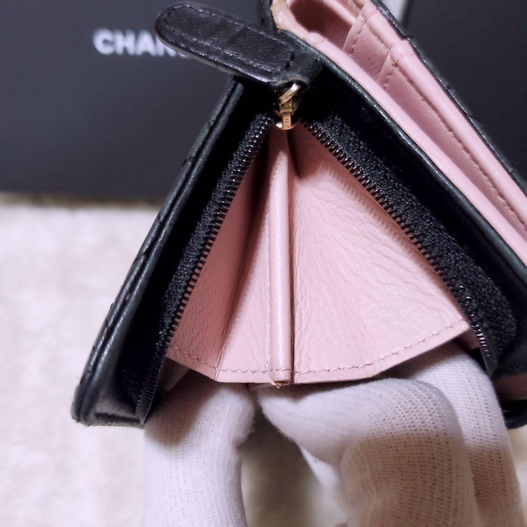 シャネル　CHANEL 財布　二つ折り　折り財布　ピンク