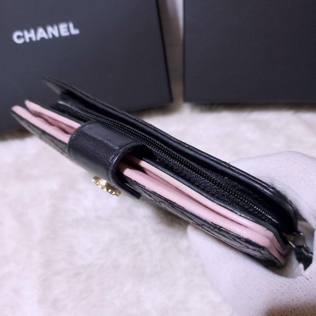 シャネル　CHANEL 財布　二つ折り　折り財布　ピンク