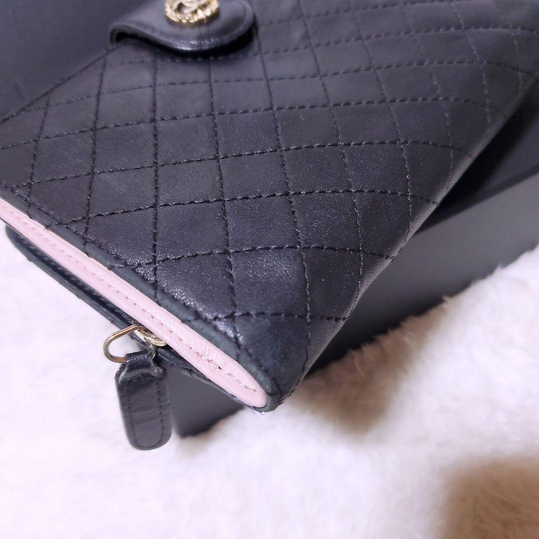 シャネル　CHANEL 財布　二つ折り　折り財布　ピンク