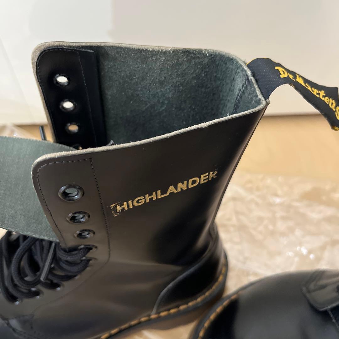 希少 未使用 ドクターマーチン ホワイト社製HIGHLANDERモデル10ホール