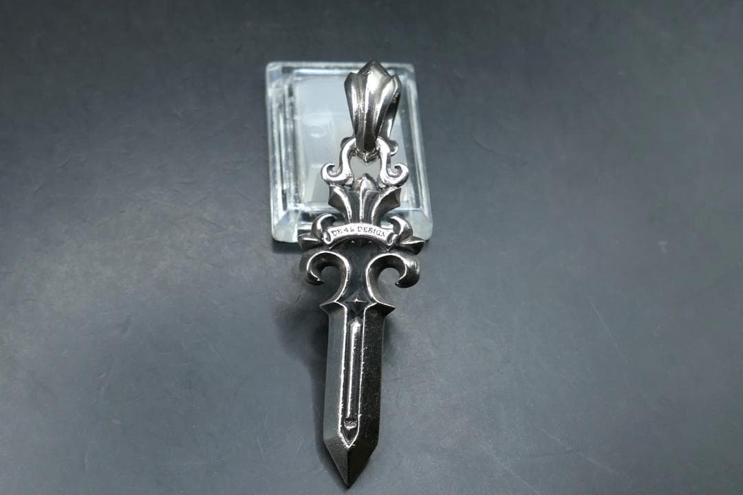 ディールデザイン　ダガー　ネックレス　DEAL DESIGN　ブレード