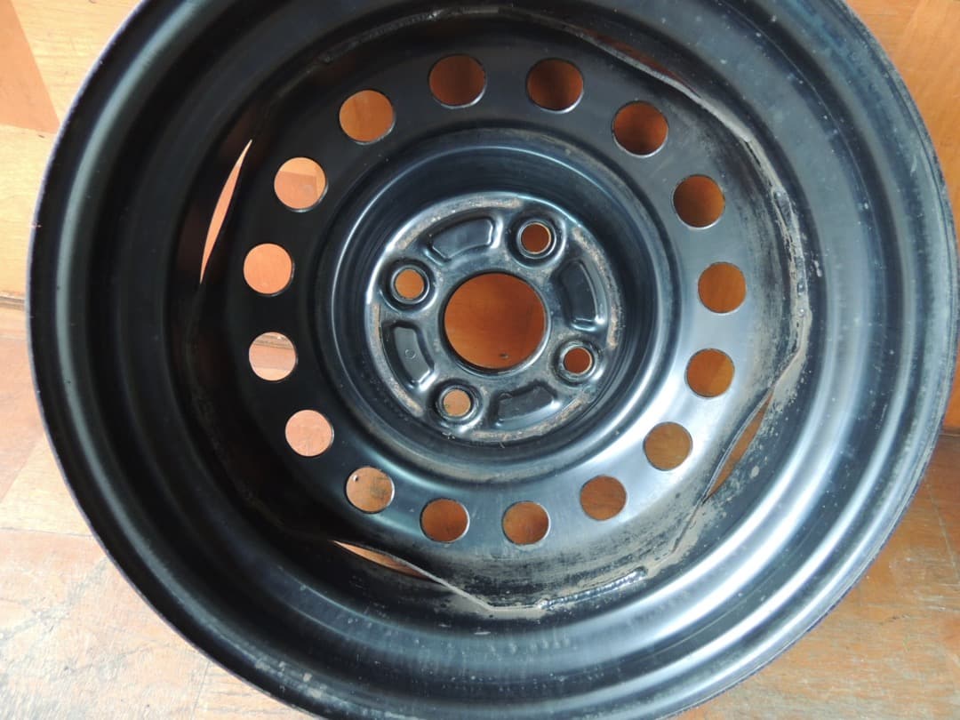 C88 13インチ スチールホイール 13x4.00B PCD100 ハブ径54