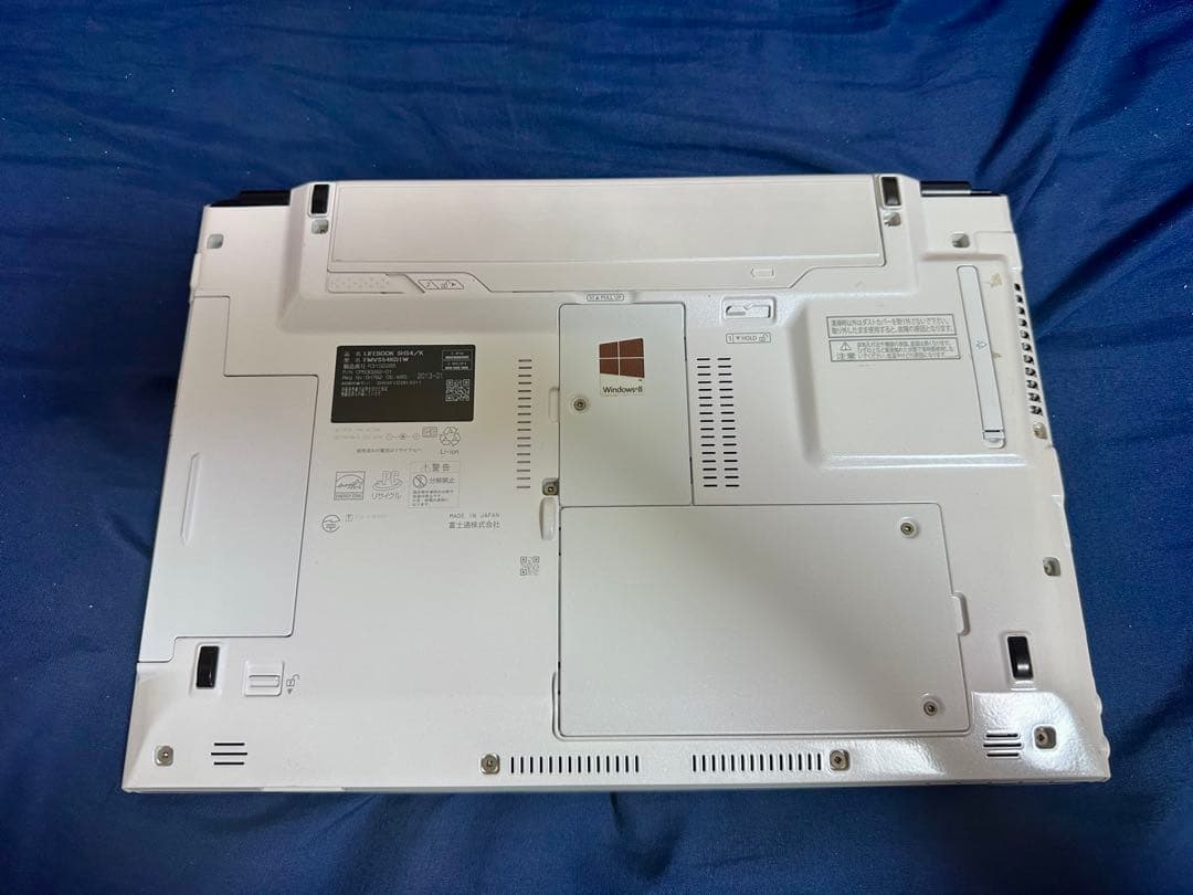 富士通　LIFEBOOK SH54/K 13.3型液晶 コンパクト