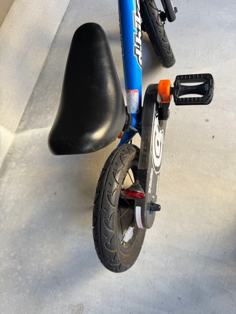 【moko*】D-Bike ディーバイク 自転車 キックバイク12インチ
