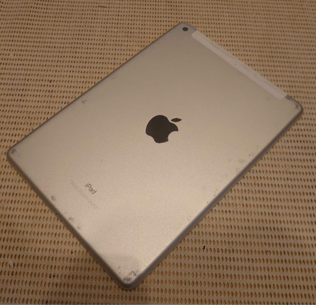 完動品SIMフリーiPad第6世代(A1954)本体128GB送料込WJF8G