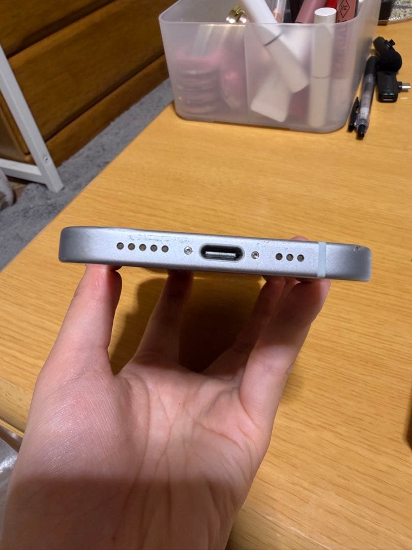 iPhone 15 128GB 本体