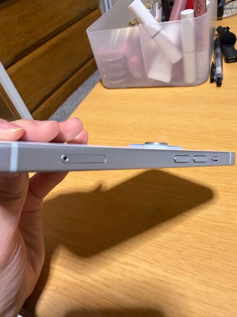 iPhone 15 128GB 本体