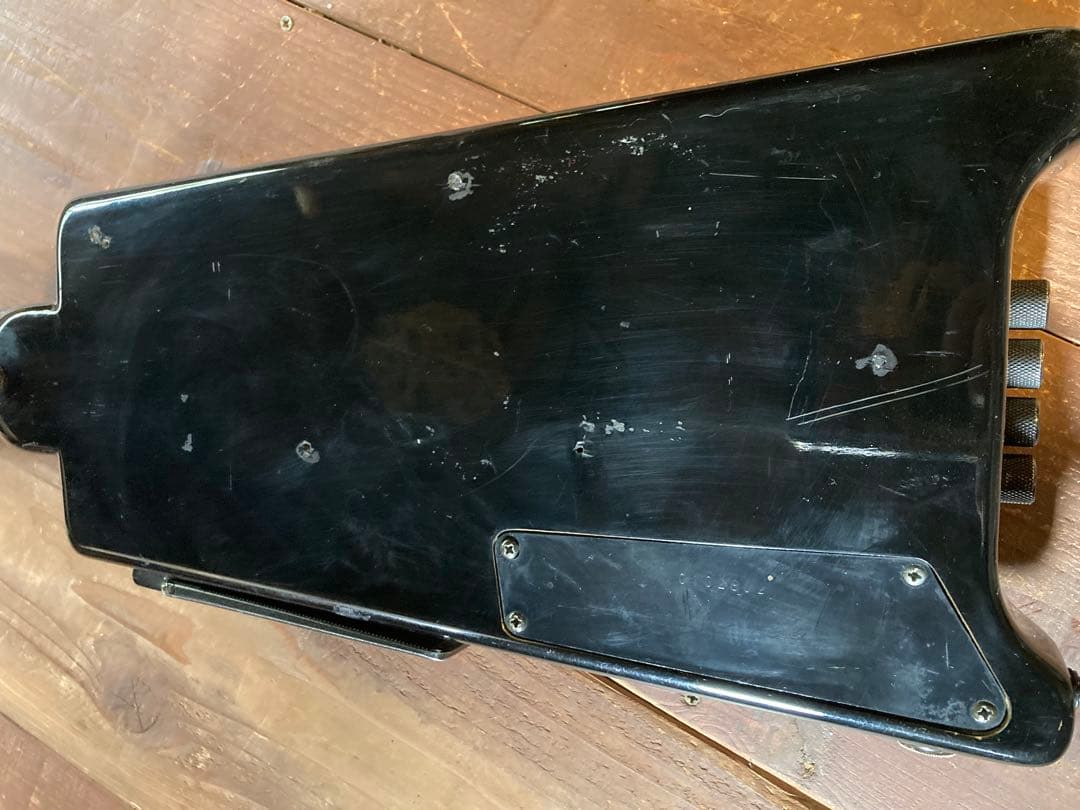Hohner Bass B2ヘッドレスベース ソフトケース付き