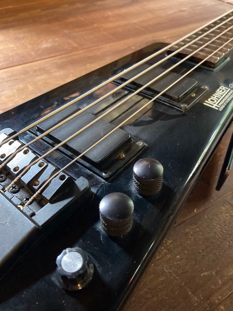 Hohner Bass B2ヘッドレスベース ソフトケース付き