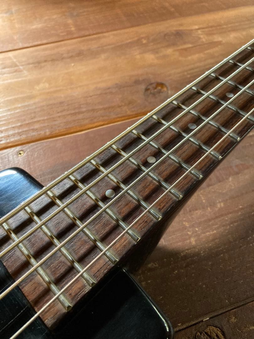 Hohner Bass B2ヘッドレスベース ソフトケース付き