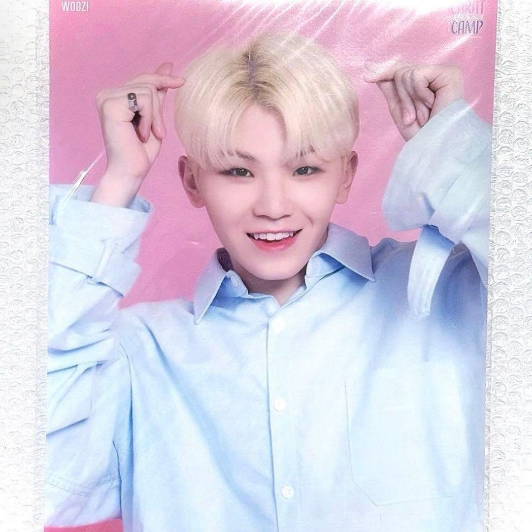 未開封　SEVENTEEN クリアポスター　うちわ　ウジ　carat camp