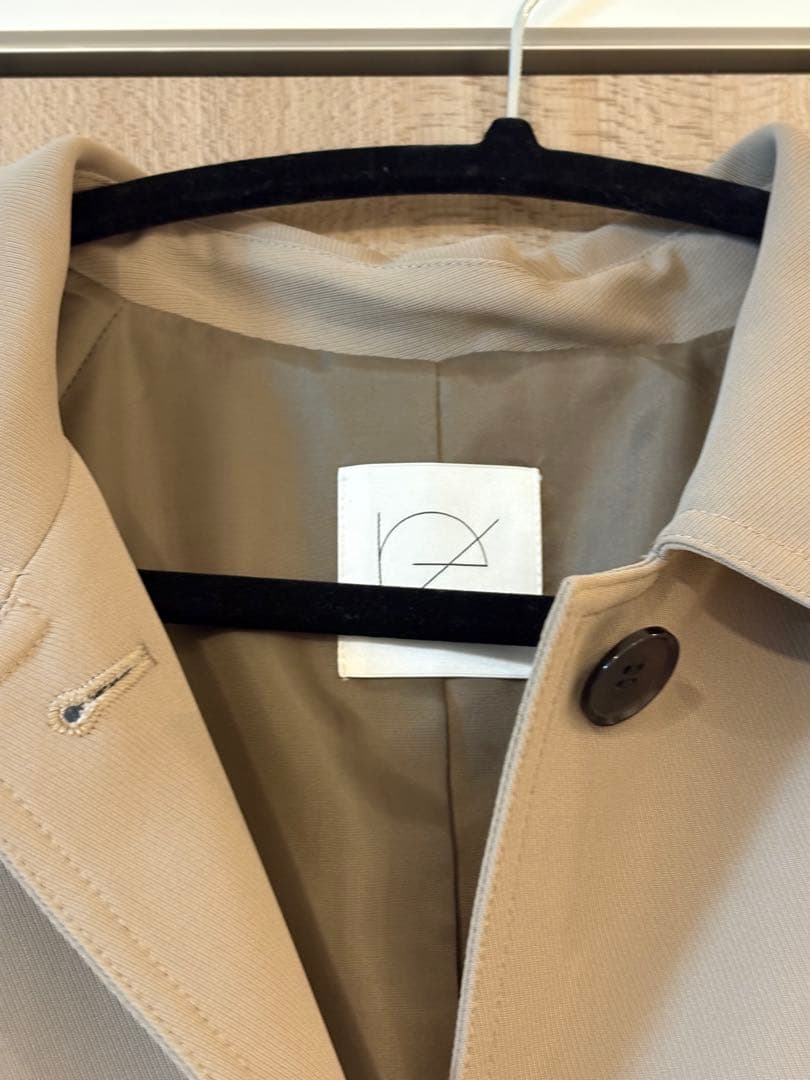crewre サイズ3ドレープステンカラーコート オリーブベージュ　シミあり