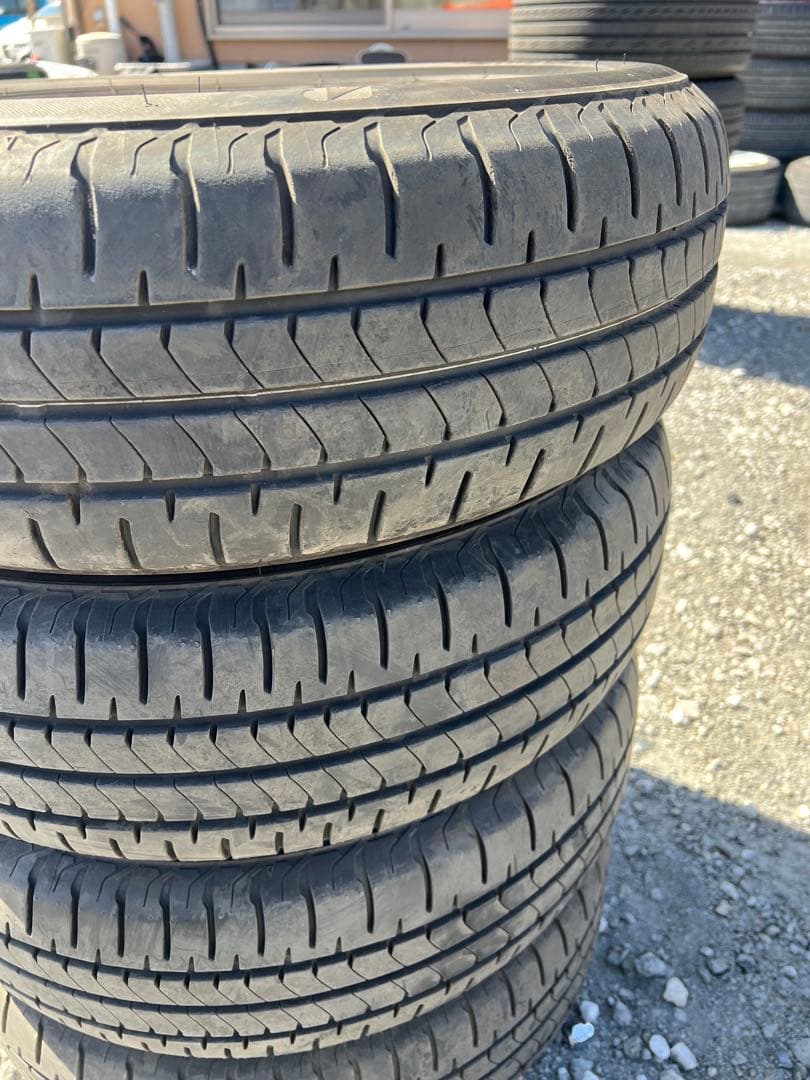 ブリヂストン　ニューノ　195/65r15 23年製　バリ山　美品