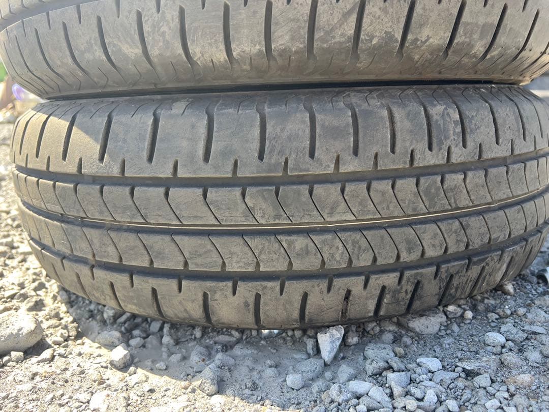 ブリヂストン　ニューノ　195/65r15 23年製　バリ山　美品