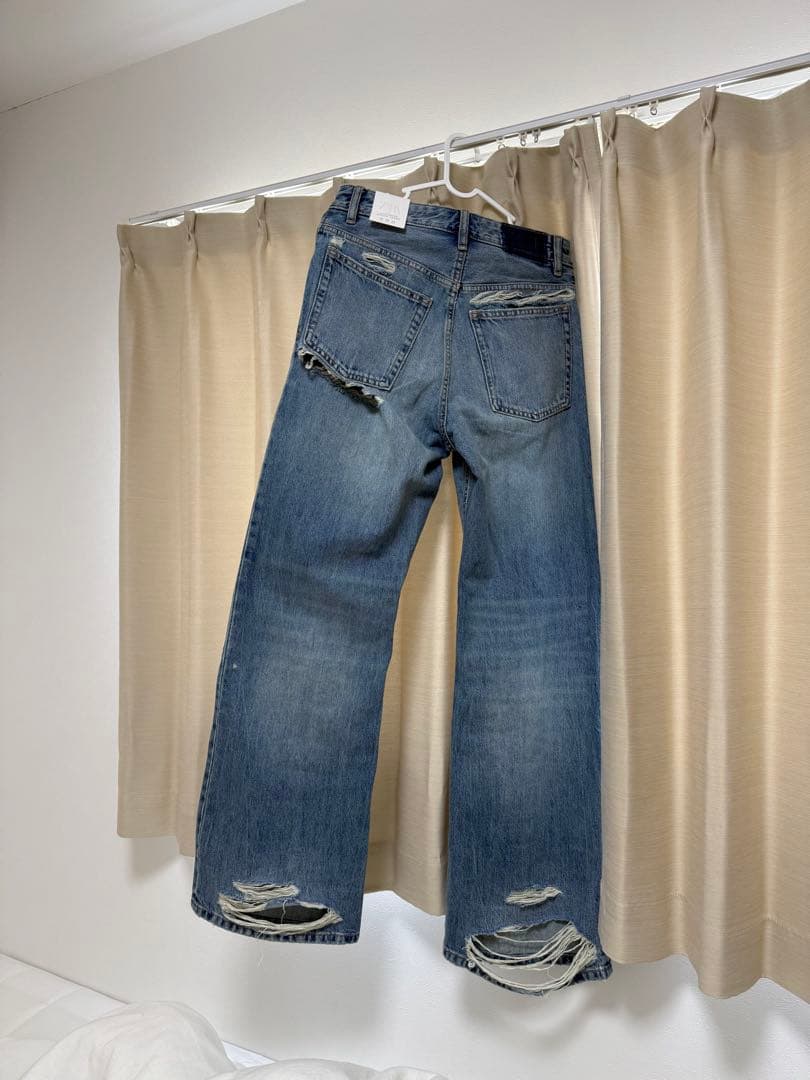 zara TRF ダメージ加工ボーイフレンドデニムパンツ　32 5号サイズ