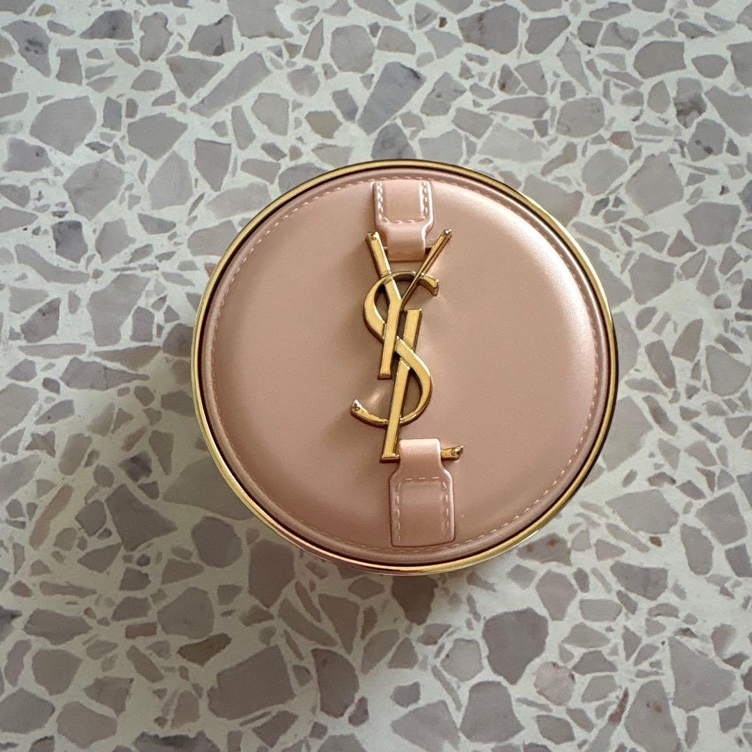 【YSL】新品未開封❣️ラディアントタッチグロウパクト B10人気色 ♡