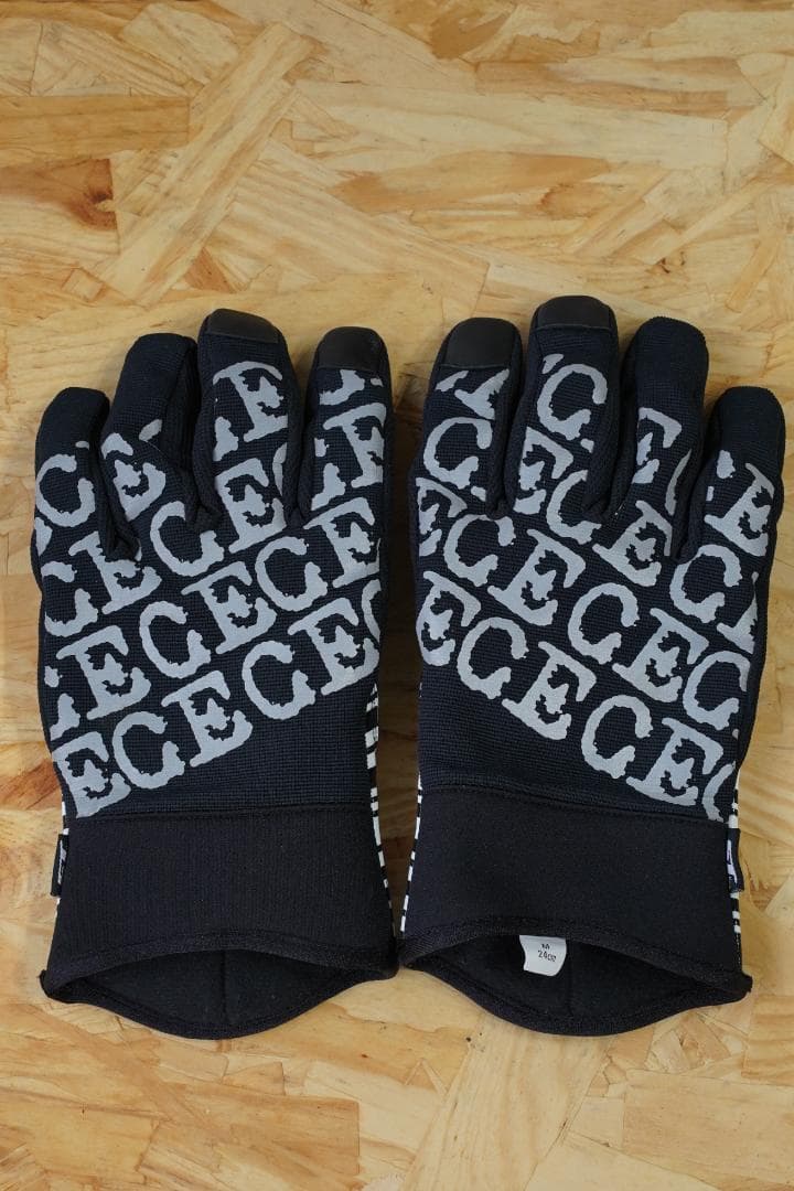 C.E × ST line Graphic Gloves  15AW M