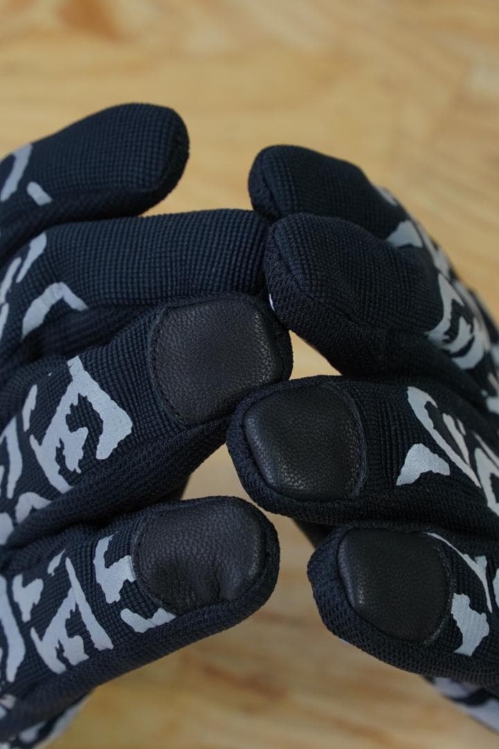 C.E × ST line Graphic Gloves  15AW M