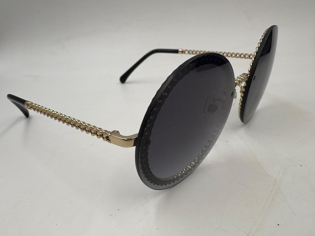モ*ん様 CHANEL ラウンドサングラス ゴールドチェーン付き +ネジ有り