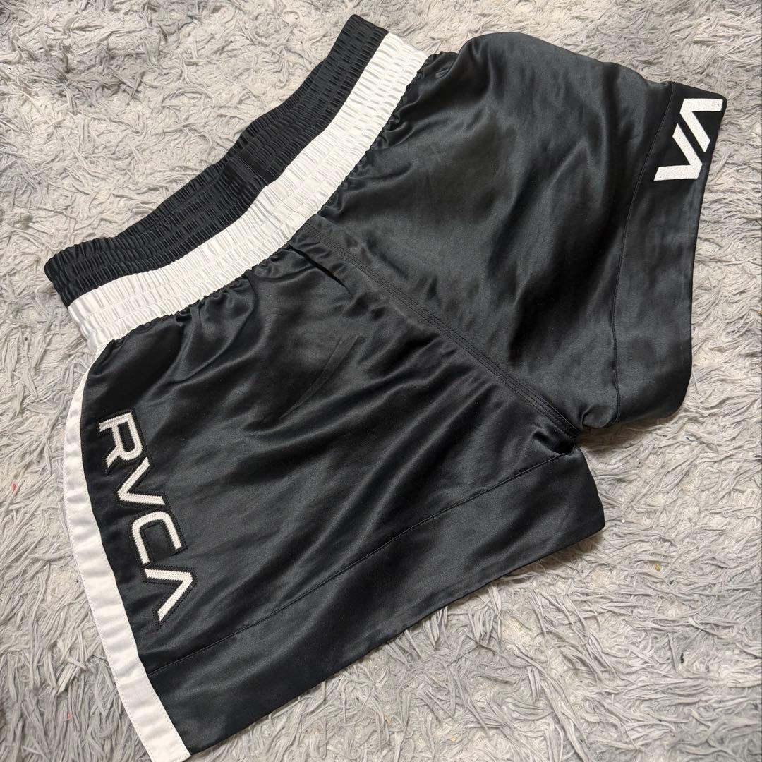 完売品 RVCA ファイトショーツ　ファイトパンツ　ハーフパンツ Lサイズ