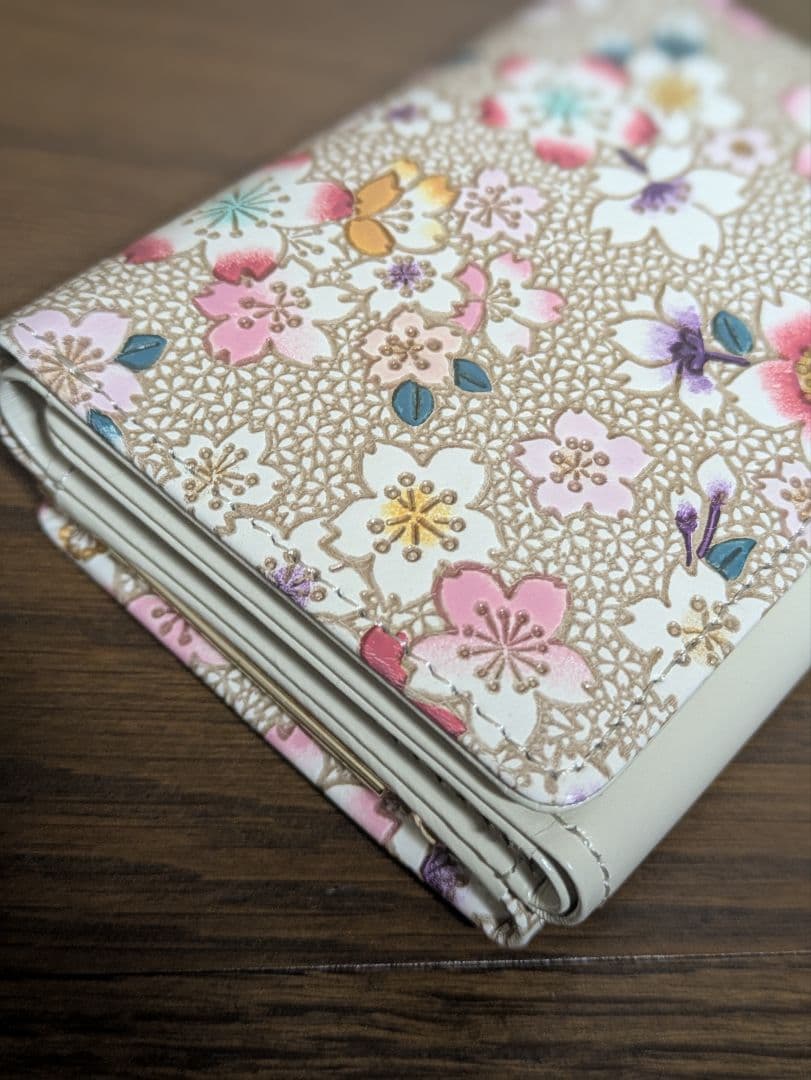 専用です。文庫屋大関　五色桜 三つ折りミニ財布　新品同様
