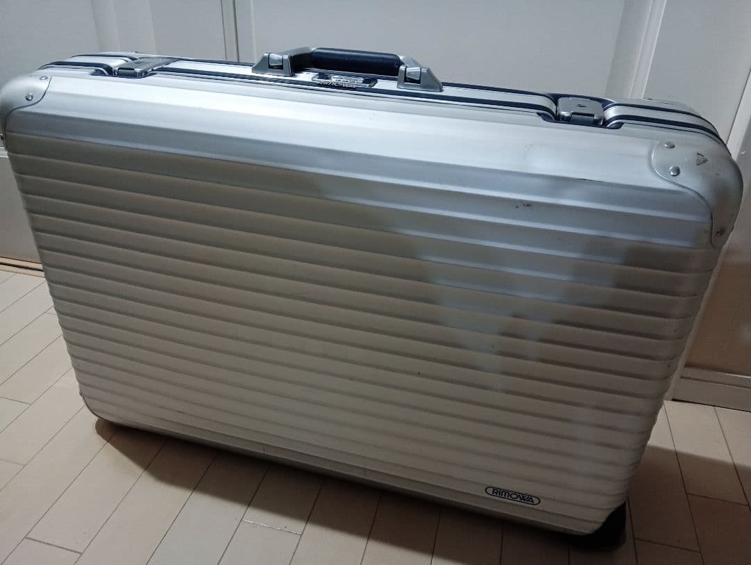 希少 廃盤品 RIMOWA silver Integral 2輪 キャリー