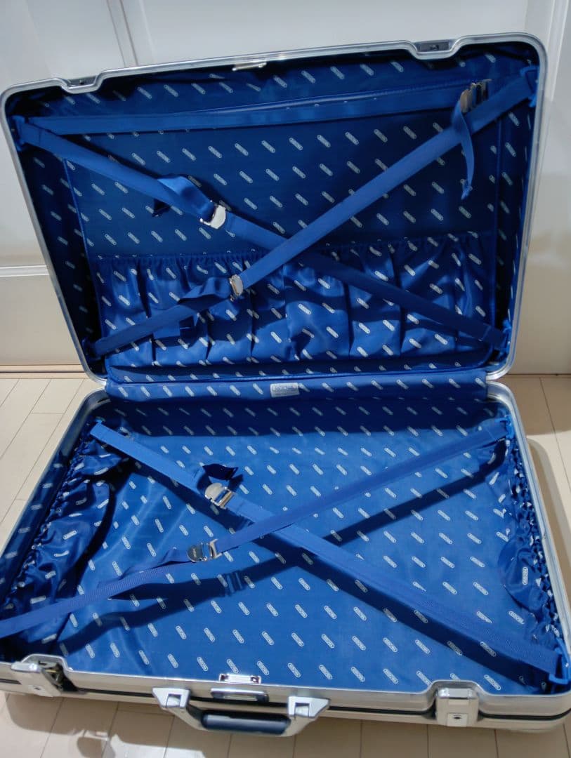 希少 廃盤品 RIMOWA silver Integral 2輪 キャリー