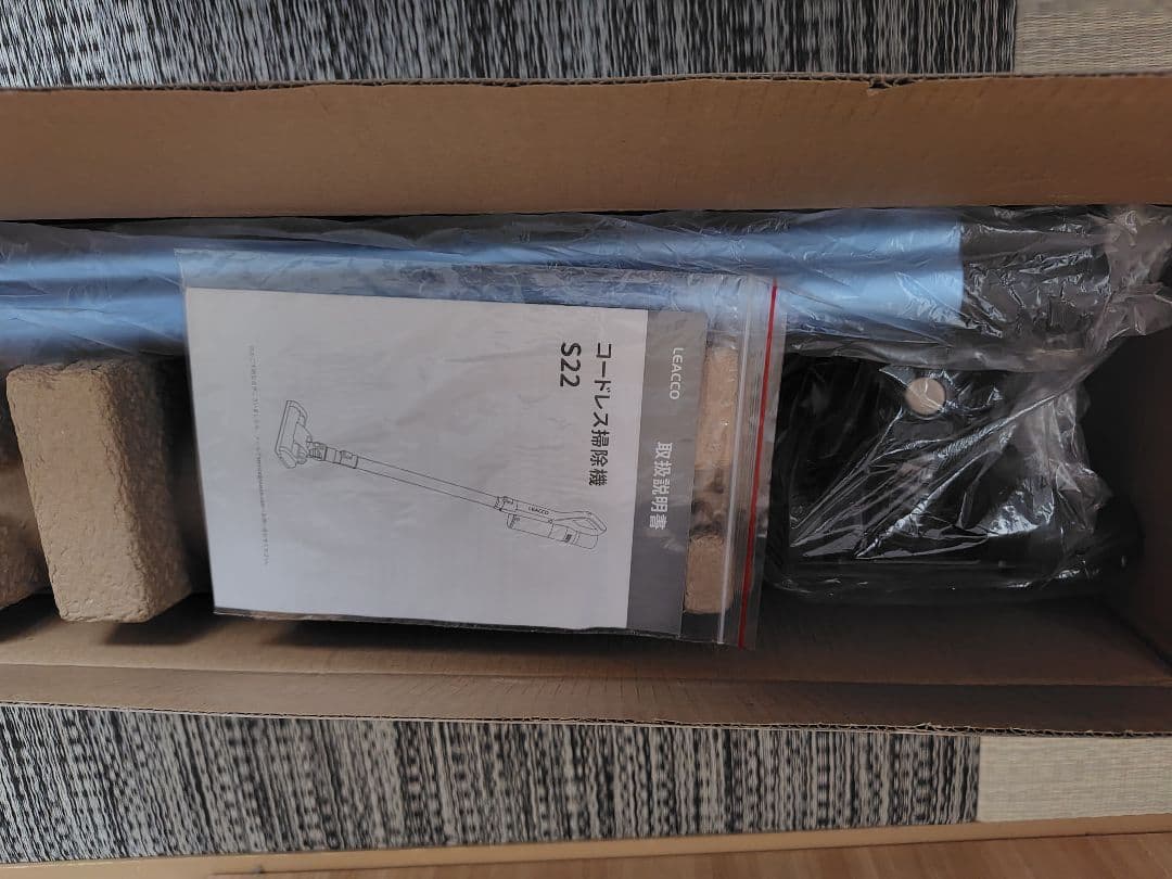 掃除機 コードレス 着脱式バッテリー 38000pa 0.6KG 軽量