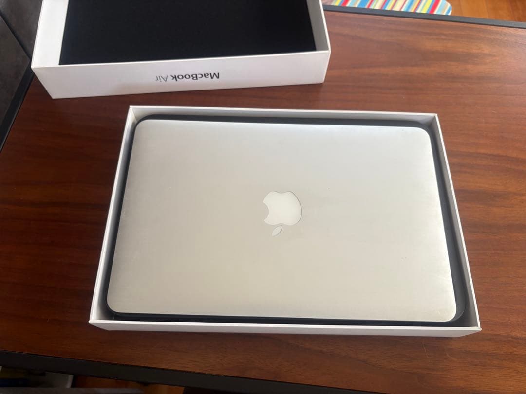 MacBook Air 11インチ 箱付き
